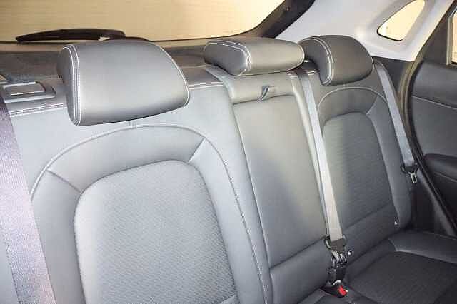 Hyundai KONA 1.6 h-GDi Premium SE DCT Euro 6 (s/s) 5dr