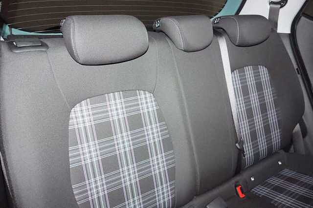 Hyundai I10 1.0 Premium Euro 6 (s/s) 5dr Green