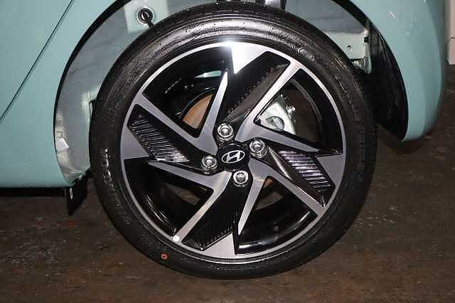 Hyundai I10 1.0 Premium Euro 6 (s/s) 5dr Green