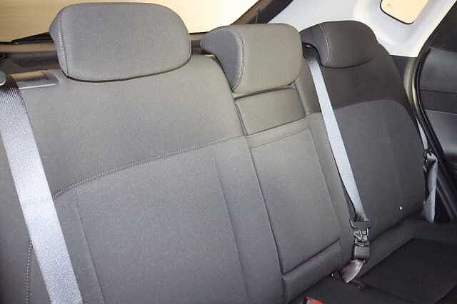 Hyundai KONA 65.4kWh Advance Auto 5dr