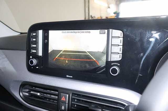 Hyundai i10 1.2 Premium Euro 6 (s/s) 5dr