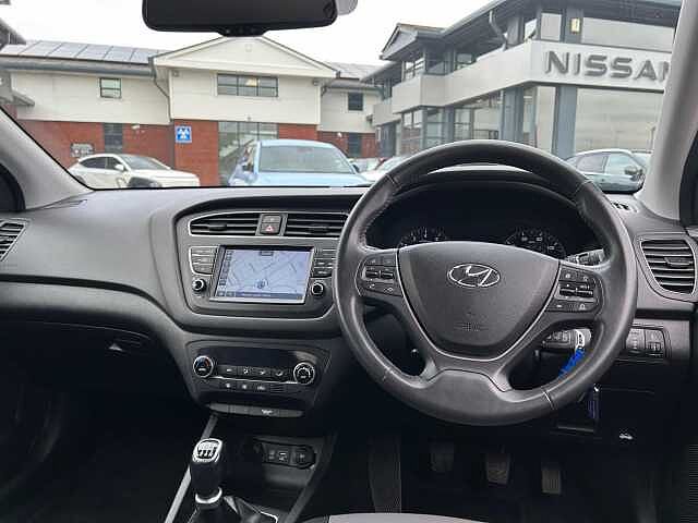 Hyundai i20 1.2 Premium Nav Euro 6 (s/s) 5dr