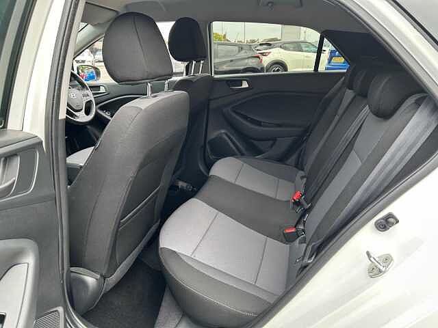Hyundai i20 1.2 Premium Nav Euro 6 (s/s) 5dr