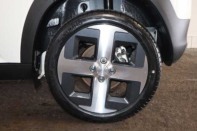 Hyundai INSTER Long Range 49kWh 02 Auto 5dr